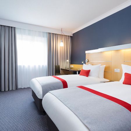 Holiday Inn Express Southampton - M27, J7 By Ihg Dış mekan fotoğraf
