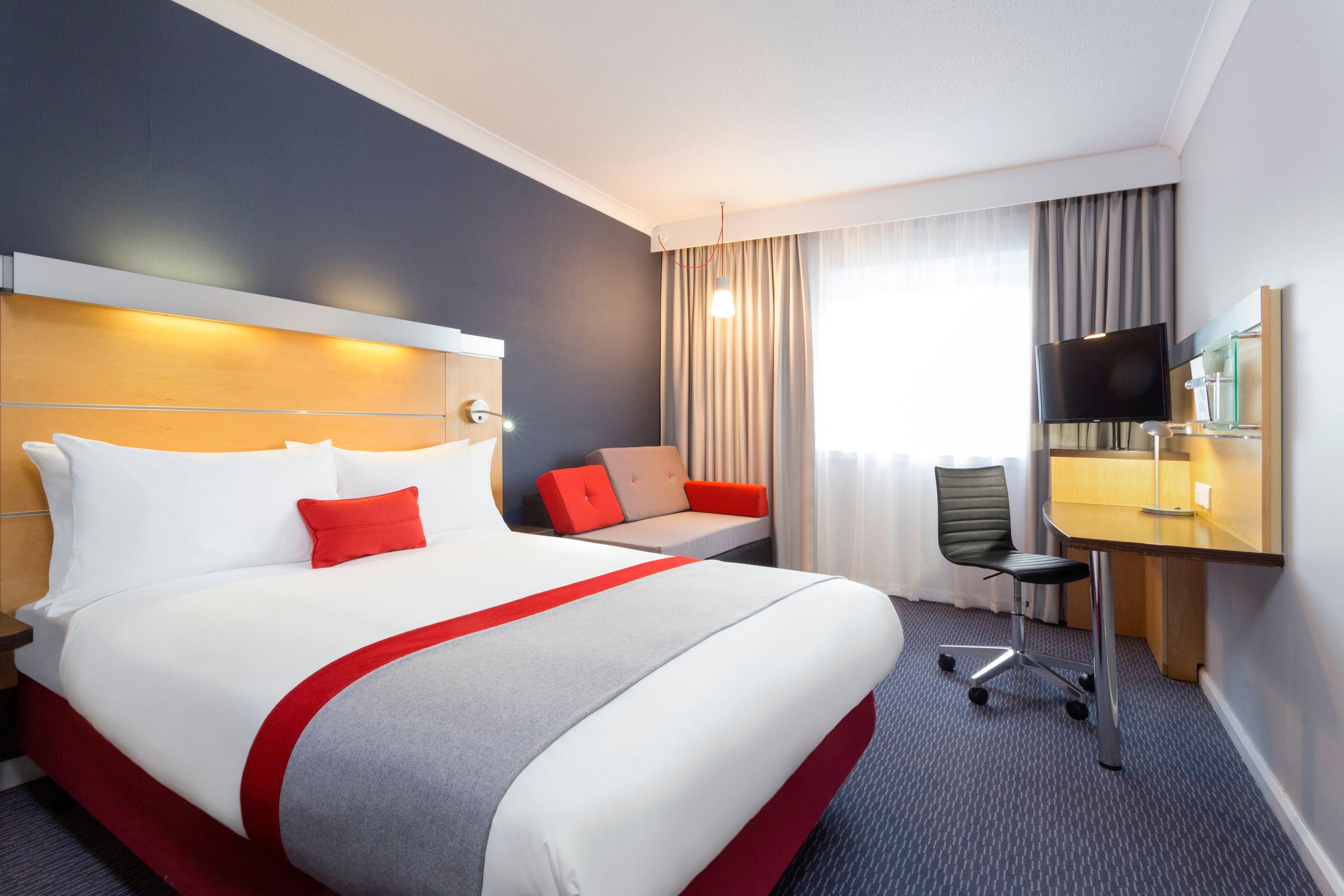 Holiday Inn Express Southampton - M27, J7 By Ihg Dış mekan fotoğraf