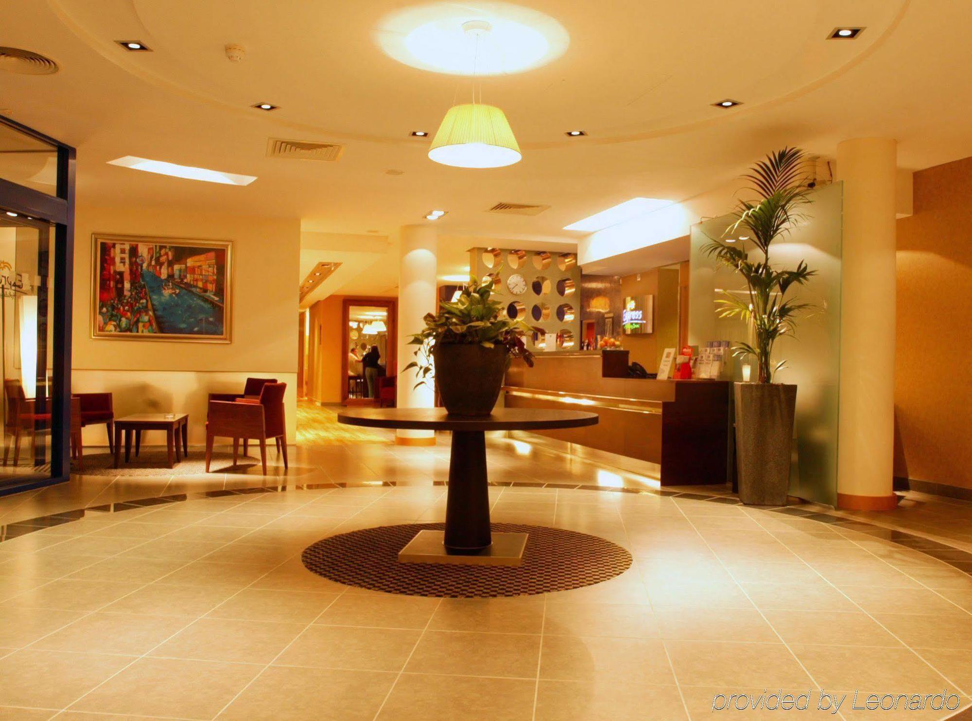 Holiday Inn Express Southampton - M27, J7 By Ihg Dış mekan fotoğraf